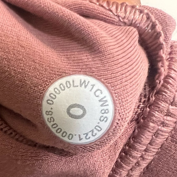 LULULEMON ALIGN TANK TOP, BLUSH PINK. Size 0 - Picture 4 of 6